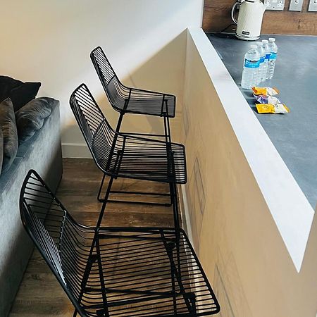 Luxurious 1-Bedroom With Parking Birmingham Ngoại thất bức ảnh